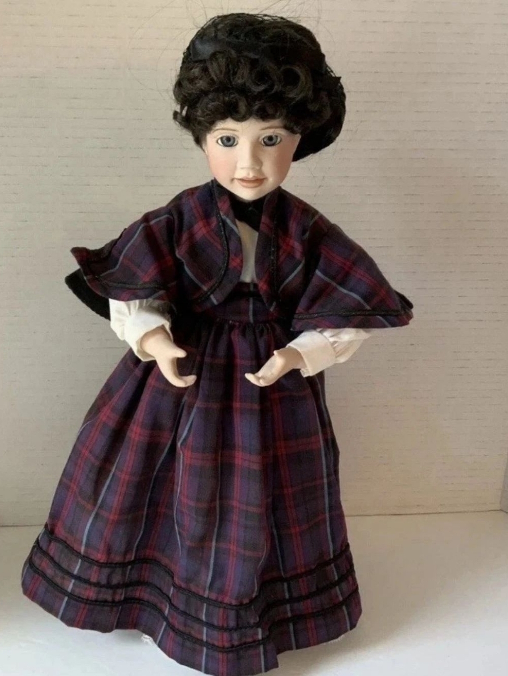 "Jo March" Ashton Drake Porcelain Doll T16 COA In Org Box w/Stand